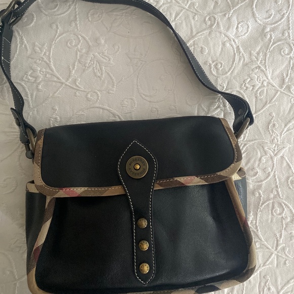 Burberry London Nova Check Trimmed shoulder bag - Picture 1 of 9